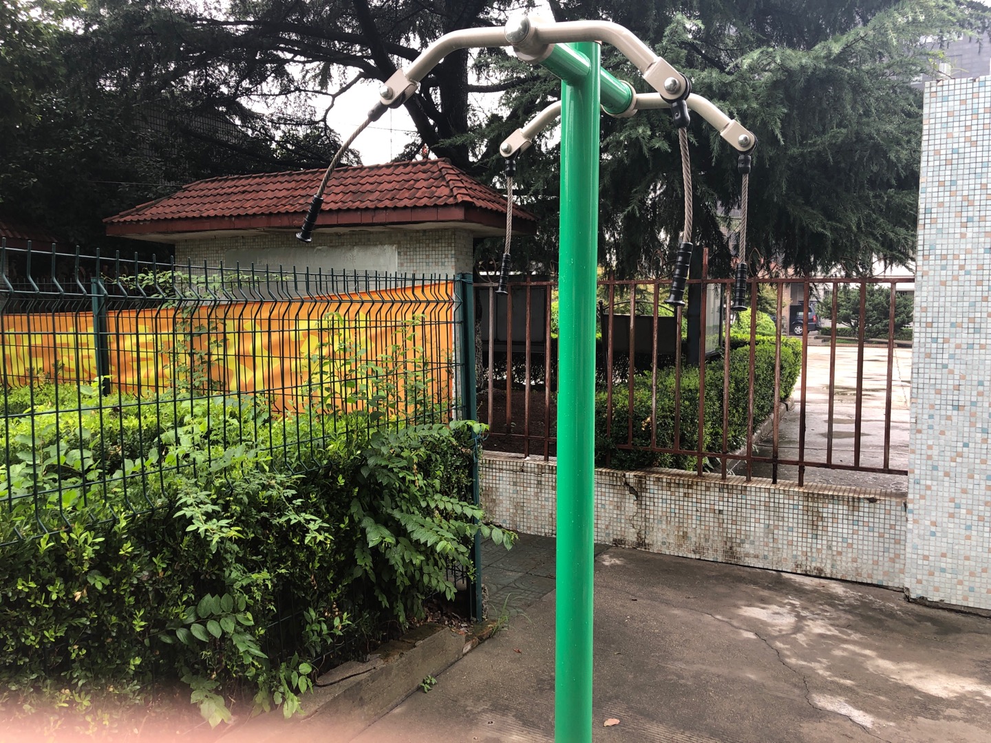 腰背按摩器