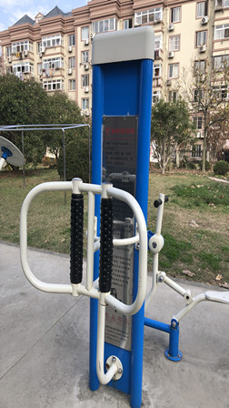 腰背按摩訓(xùn)練器