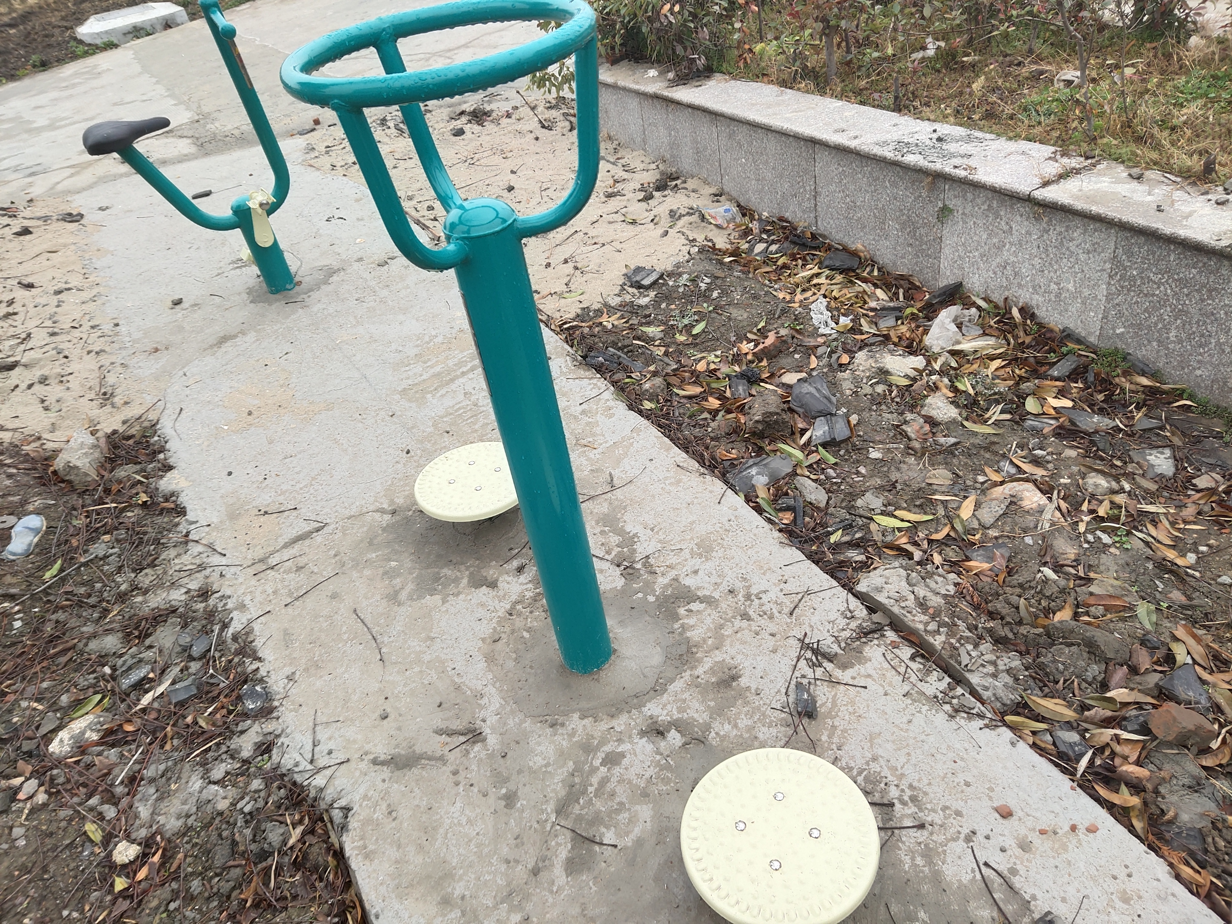 转轮扭腰器
