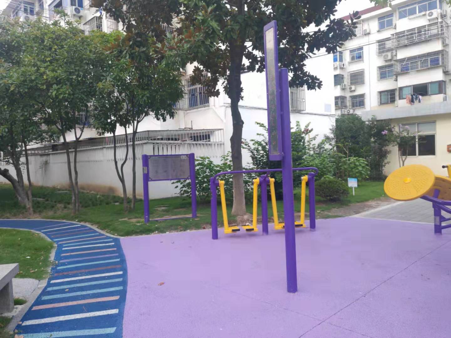 摸高器