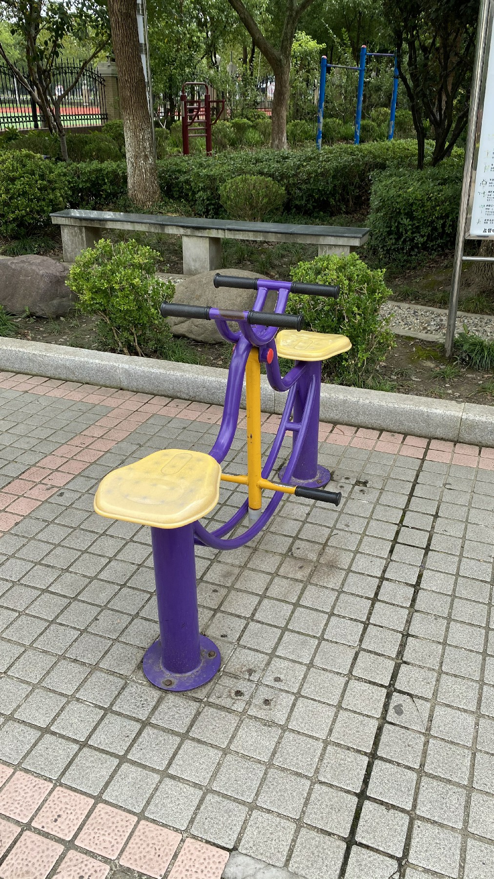下肢康復器