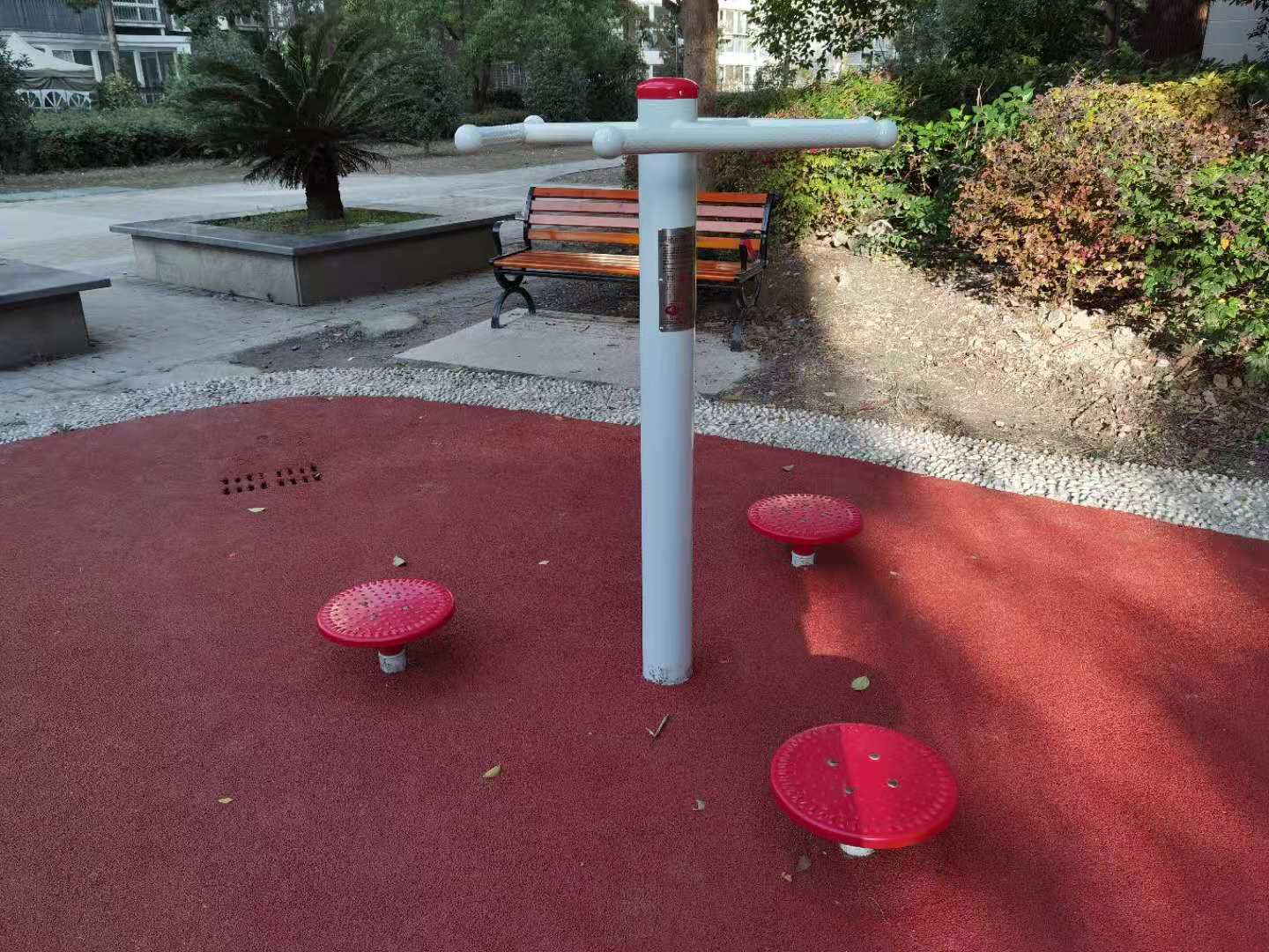 三位扭腰器