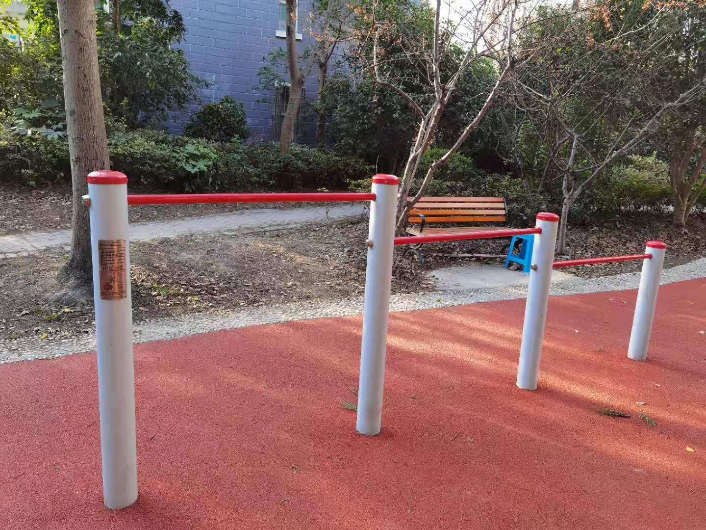 多聯(lián)壓腿架