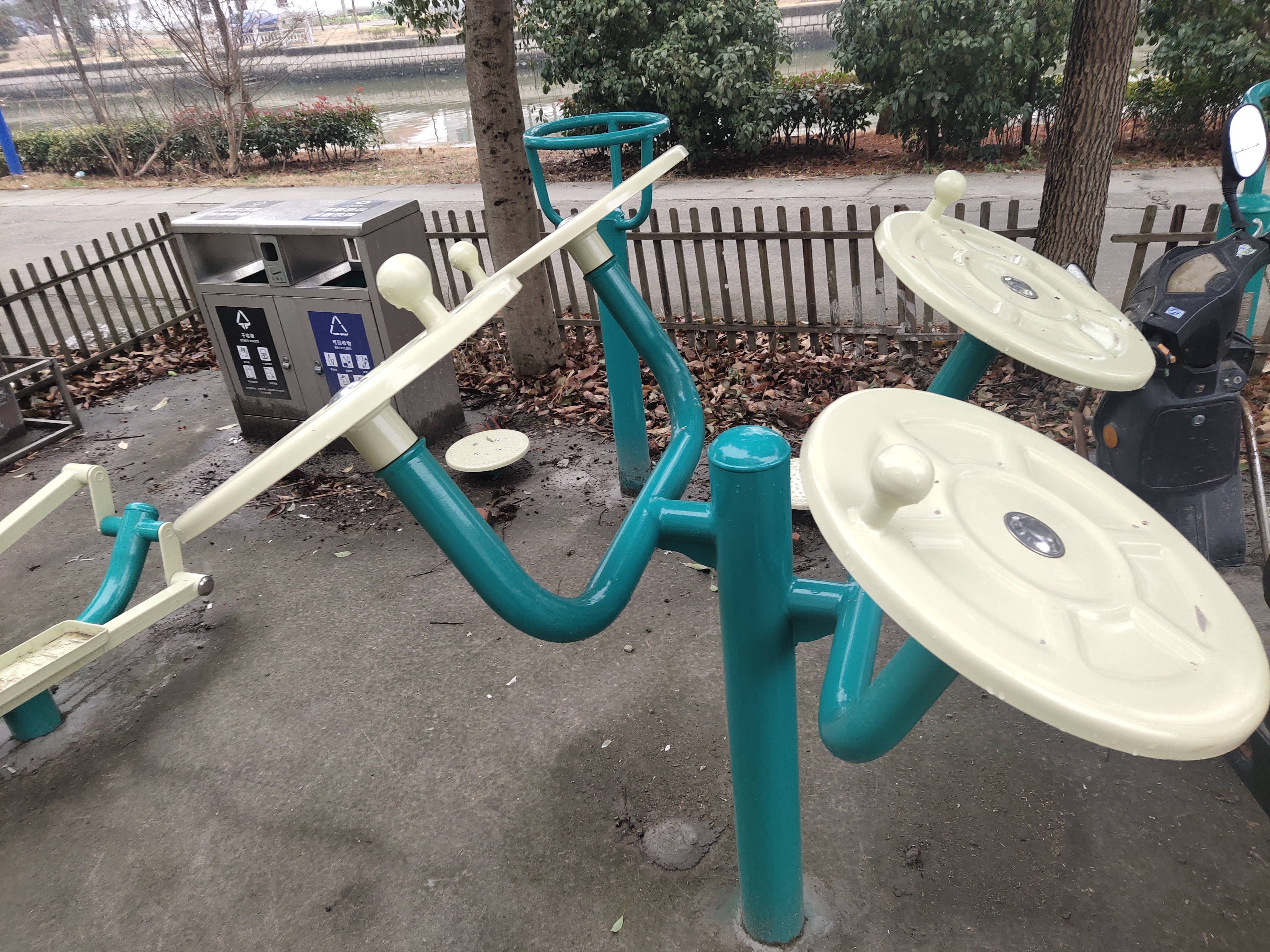 太極揉推器
