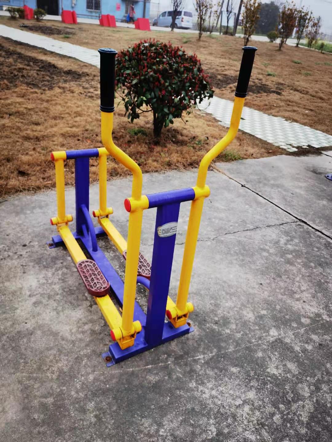滑行器