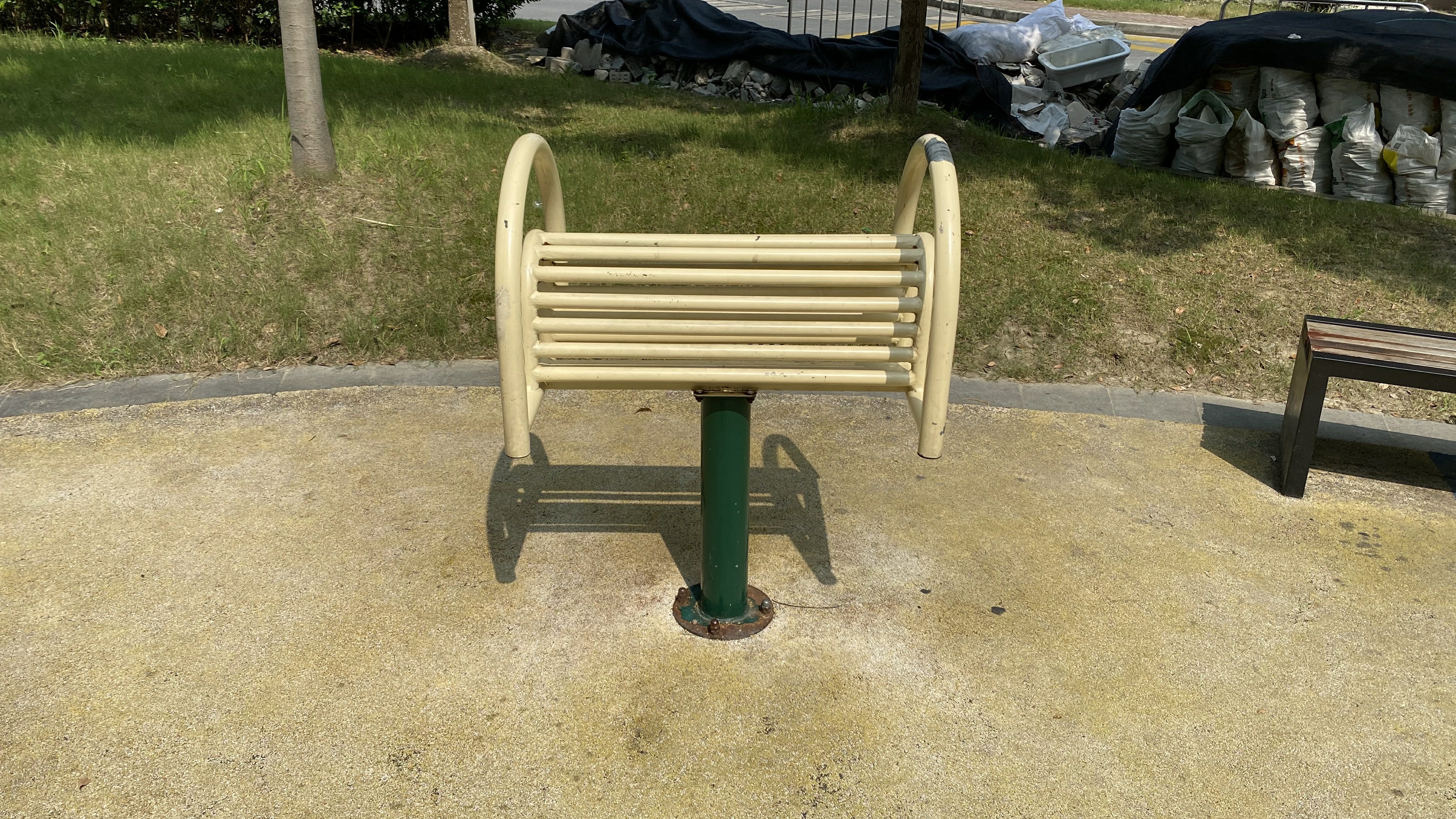腰背按摩器