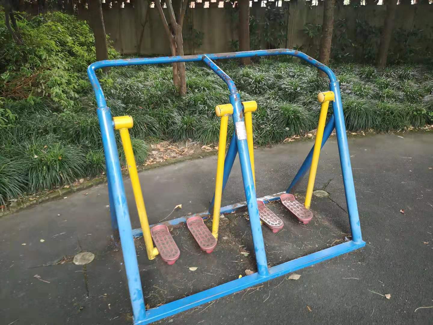 雙人漫步器