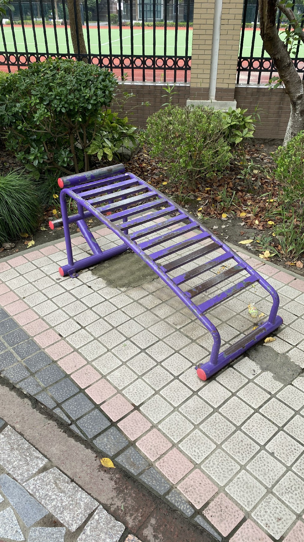 仰臥板