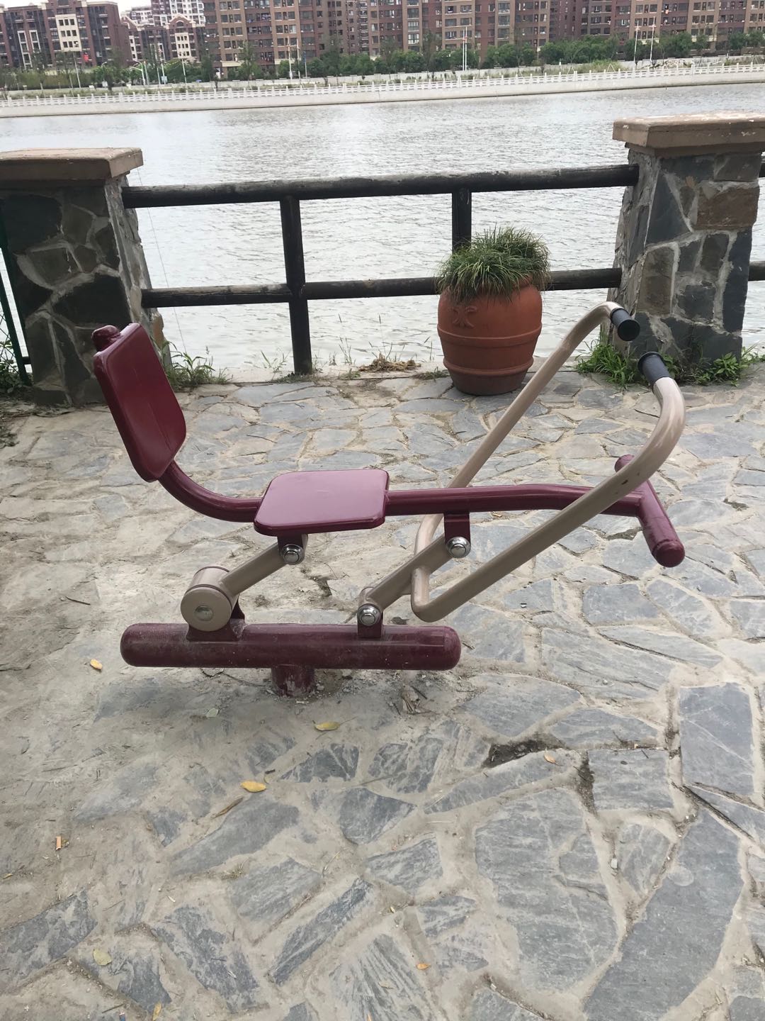 劃船器